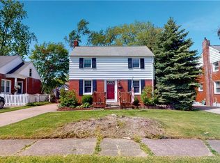 2814 Oakwood St, Erie, PA 16508
