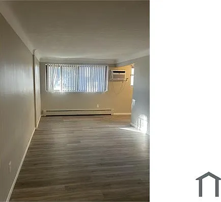 1630 Marion St — Photo 13
