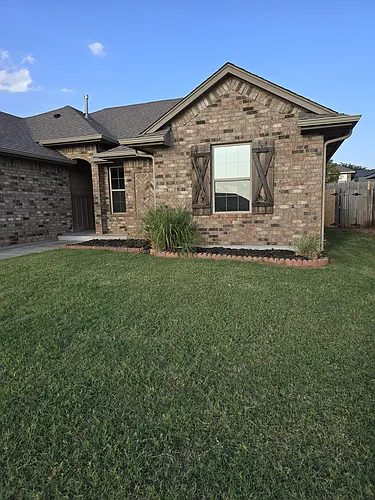 512 S Castle Ridge Ln Photo 1