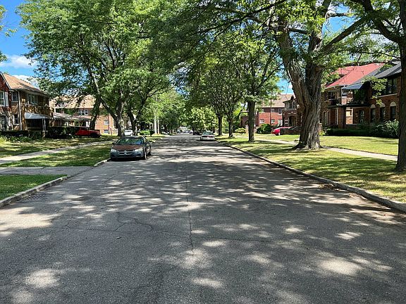 5th image of 16619-16621 Baylis Ave