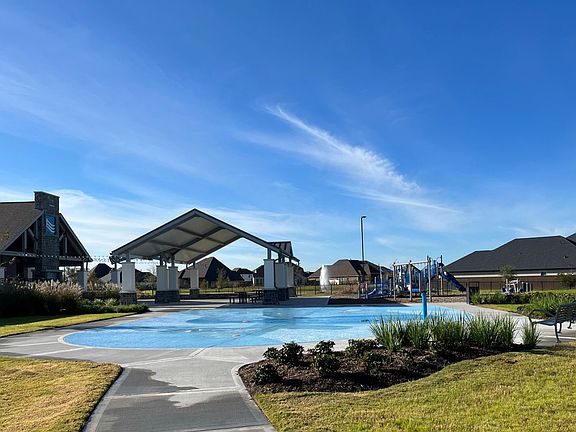 4018 Martin Ridge Drive Elevation Image 3