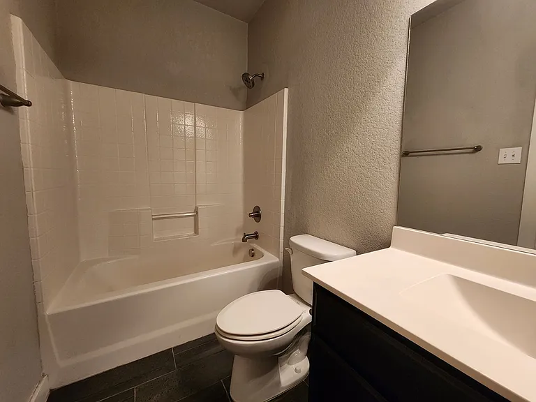 546 Creekside Frst — Photo 12