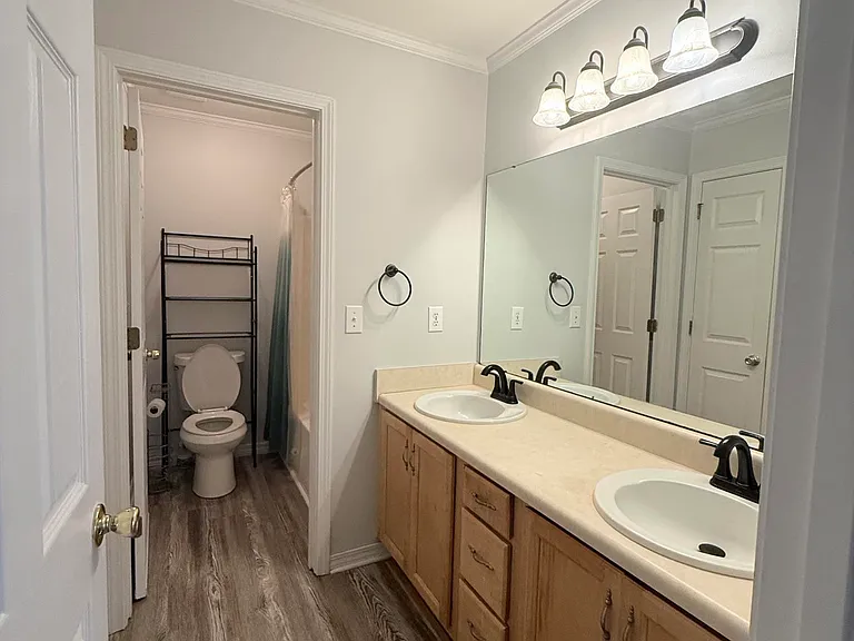 431 Hamilton Blvd — Photo 10