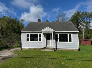 237 Church St, Pownal, VT 05261