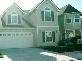 229 E Gibson Ave, Reedley, CA 93654