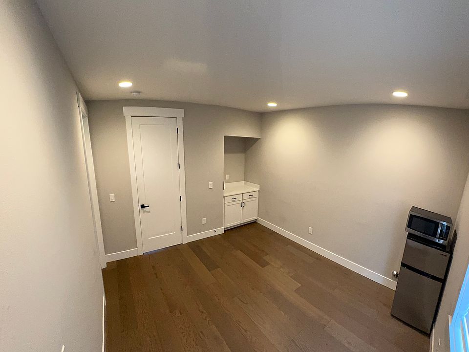1st image of 7536 S 130th Pl