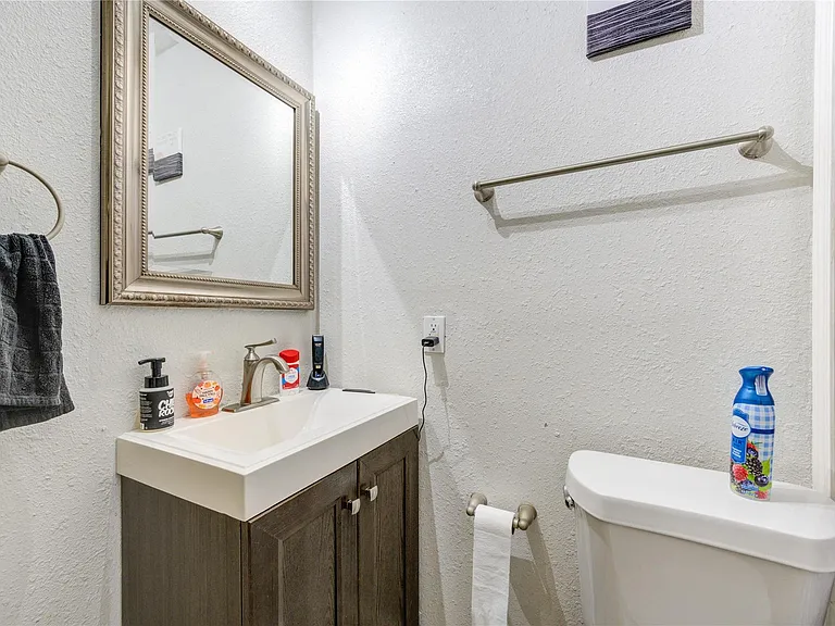 24522 Glen Loch Dr — Photo 28