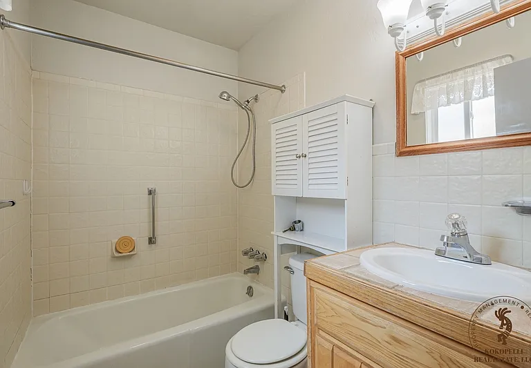 540 W 8th St — Photo 10