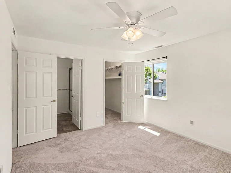 902 Dogwood Ct — Photo 18