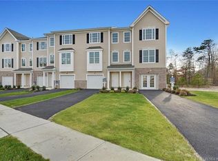 29 Melanie Way, Manahawkin, NJ 08050