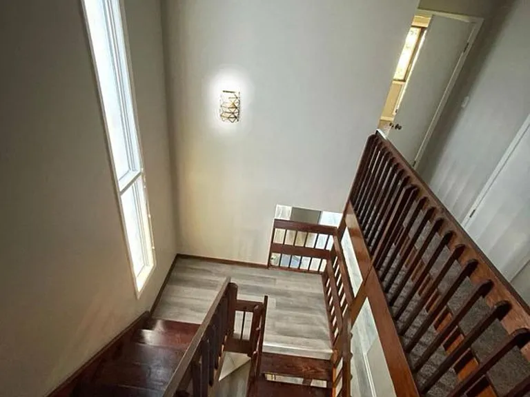 115 Beechnut St #G10 — Photo 13