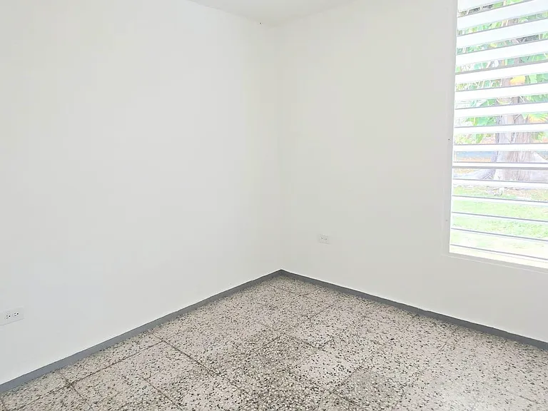 4 Urb Medina #D-6 — Photo 21