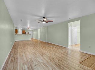 1410 Bardwell St, Houston, TX 77009
