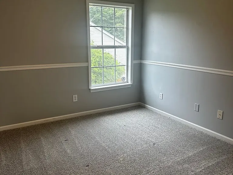 1426 Pinethicket Dr — Photo 5