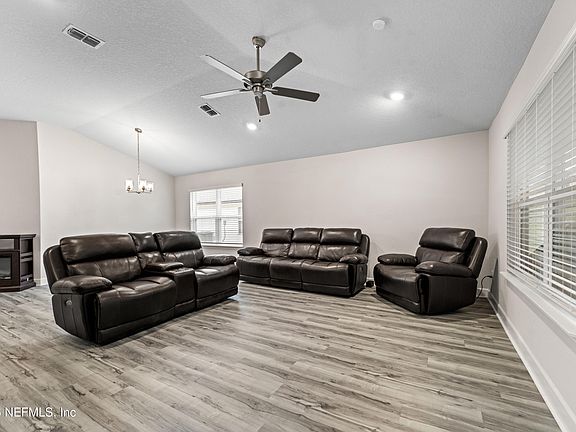 5th image of 5848 GILCHRIST OAKS Court