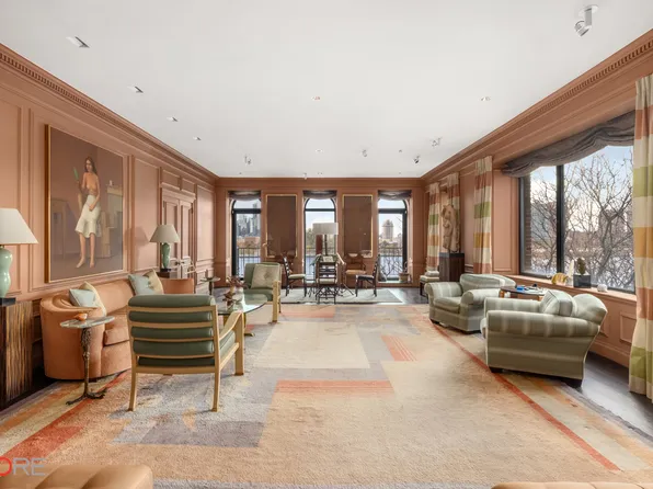 450 East 52nd Street image 1 of 14