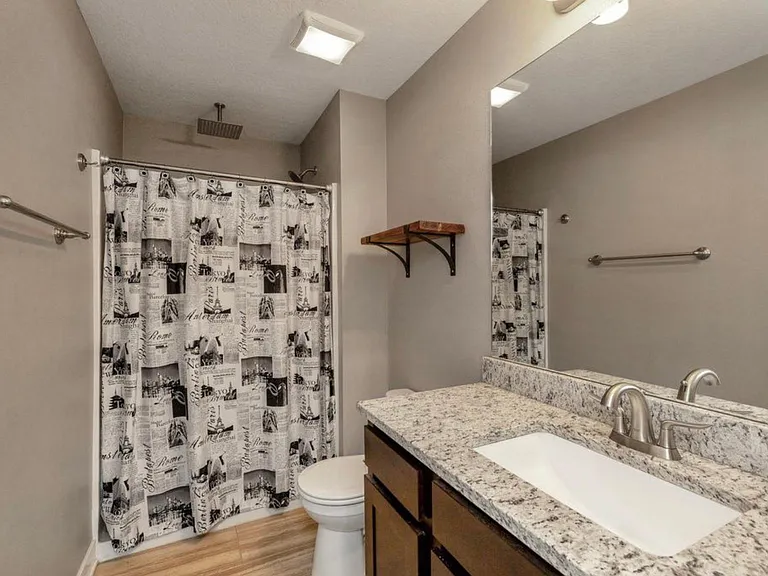 223 Pin Oak Ct — Photo 11