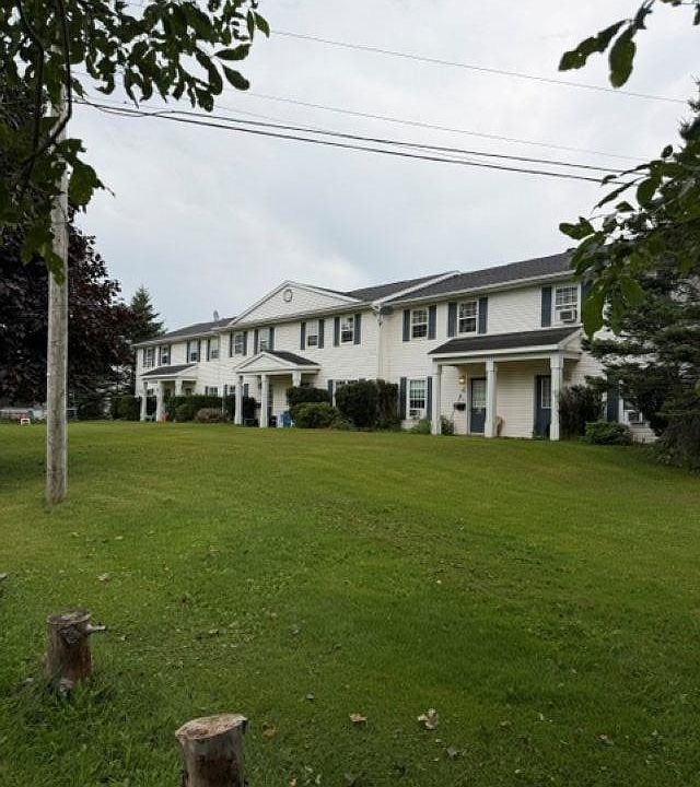 1st image of 6 Mackinley Cres