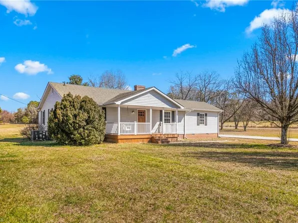 3209 W Greensboro Chapel Hill Rd, Liberty, NC 27298