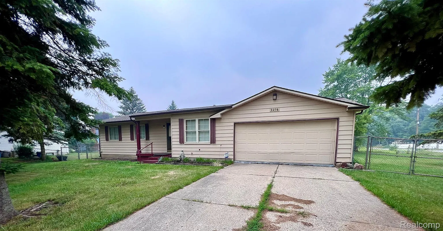 3276 Hammerberg Rd photo 1
