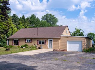 4415 E Blanchard Rd, Shepherd, MI 48883
