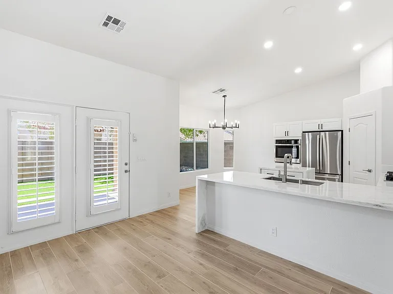10606 Zingali Ct — Photo 11