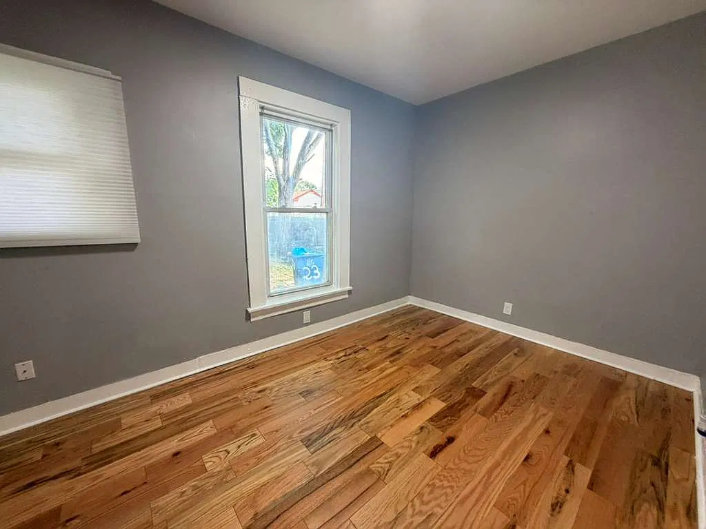 2 bed, $1,600 — Photo 4
