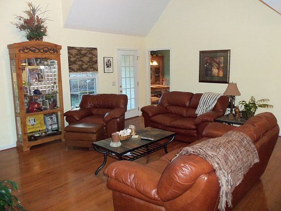 4th image of 508 Concord Dr