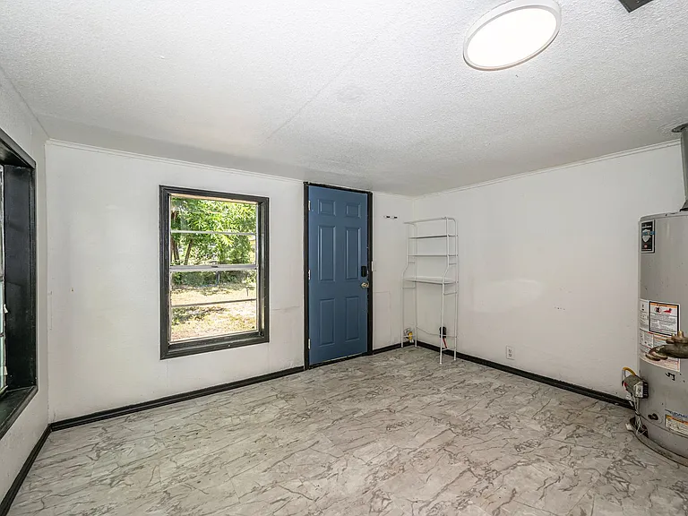 808 NW #H — Photo 15