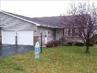 303 E Vine St photo 1