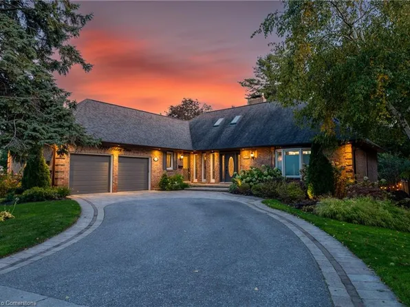 1207 Halsey Ln, Pickering, ON L1X 1W1