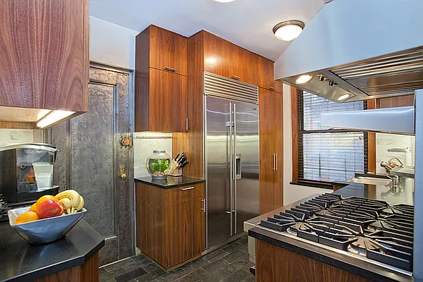 Sold by Brown Harris Stevens | media 16