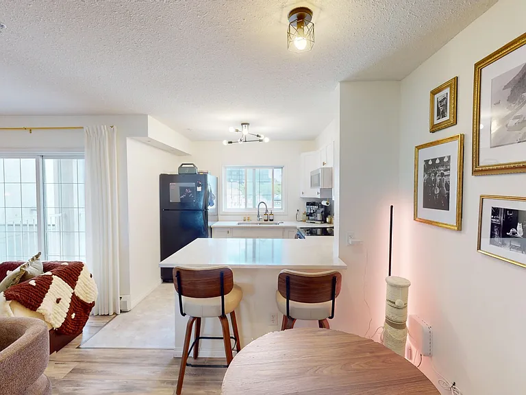 630 8th Ave SE #217 — Photo 12