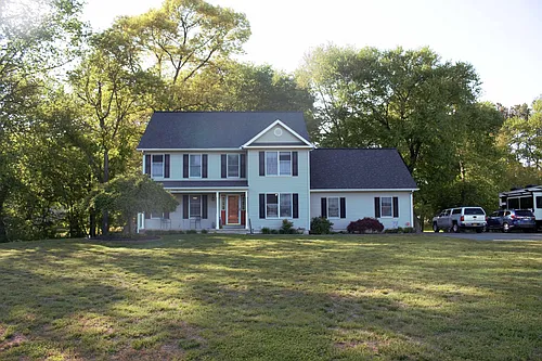 98 Thorndale Cir Photo 1