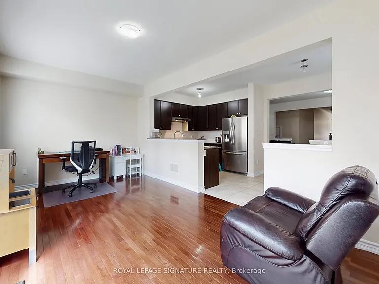 30 Walbrook Rd — Photo 12