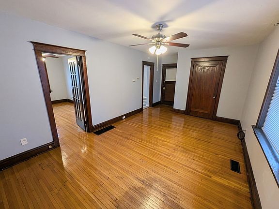 4th image of 4226 Neosho St #3