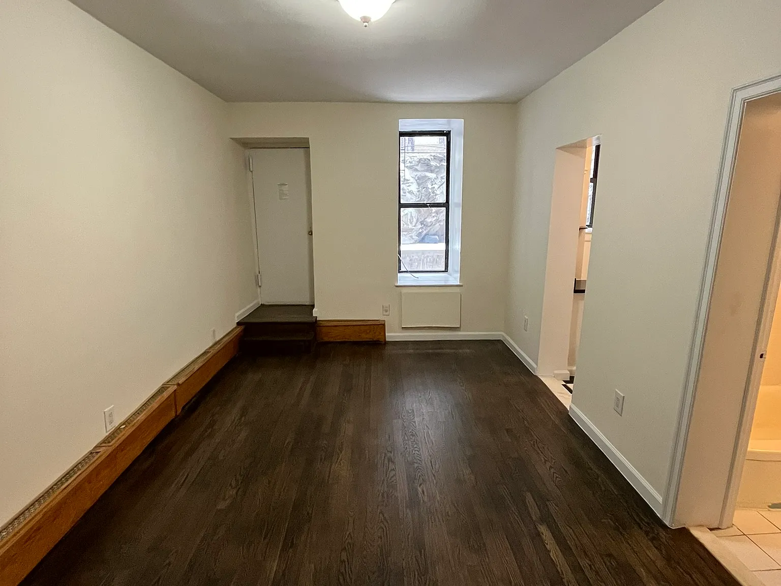 490 East 74th Street — Photo 2
