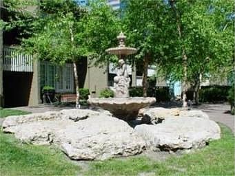 5th image of 1111 W 46th # 39 St