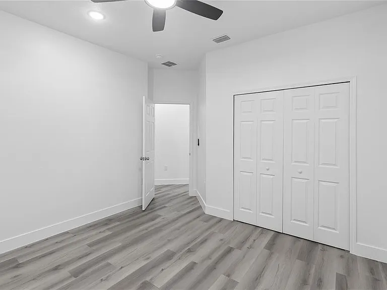 1449 Kathleen Rd — Photo 16
