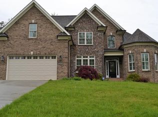 6509 Fieldmont Manor Dr, Tobaccoville, NC 27050