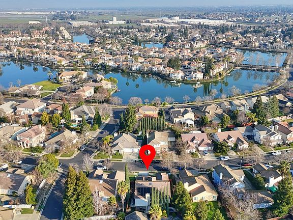 3rd image of 3404 Grimshaw Way