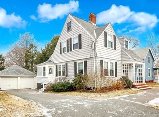 26 Thomas Rd, Swampscott, MA 01907