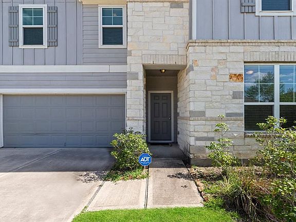 4th image of 25823 Kinship Ct