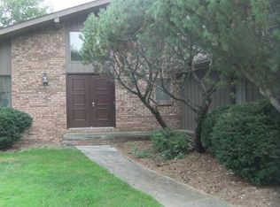 6470 Oakes Rd, Brecksville, OH 44141