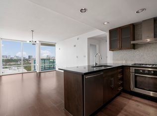 300 Bowie St APT 2108, Austin, TX 78703