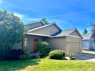 20299 Poe Sholes Dr, Bend, OR 97703