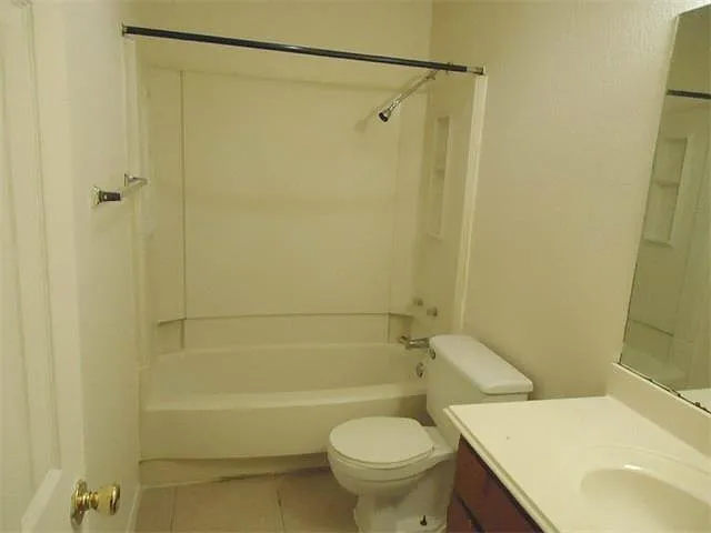803 Sirocco Dr #A — Photo 11