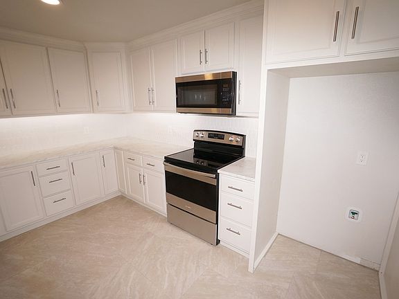 4th image of 4507 N Jackson Ave