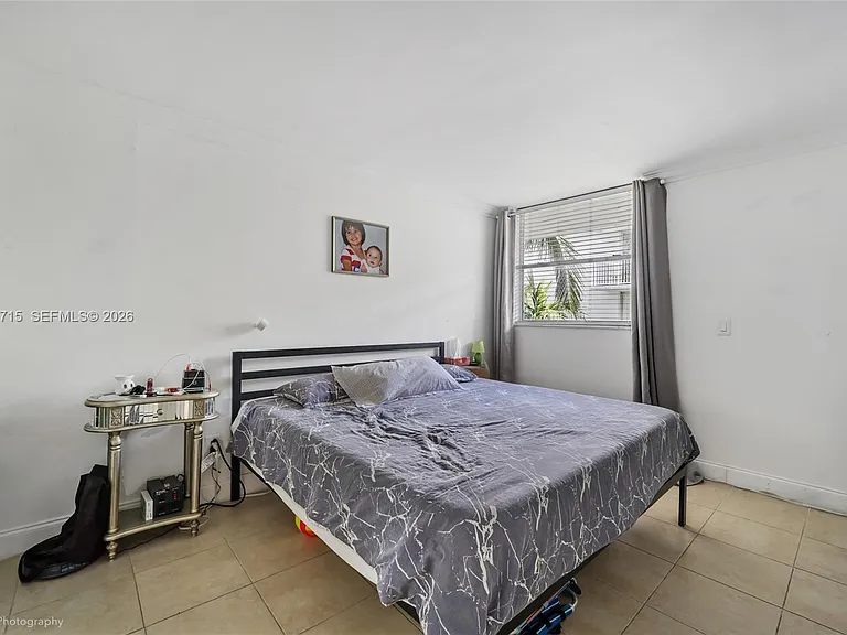 1801 S Treasure Dr #421 — Photo 11