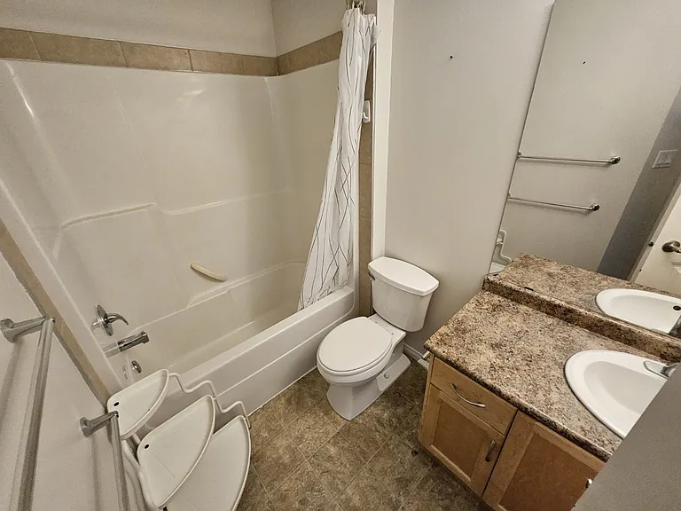 2 43rd St NW — Photo 8